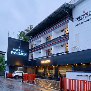 Nettoor Pavilion Aparthotel Kumbalam