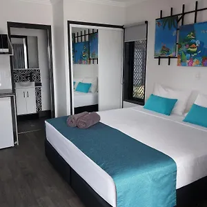 The Dugongs' Rest Motel Horn